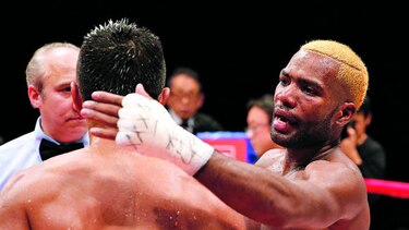 La corona regresa a casa