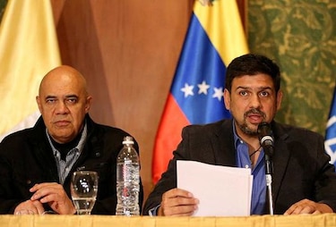 Tribunal Supremo ordena detener juicio político contra Nicolás Maduro