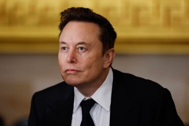 Tesla propone un paquete salarial para Musk que podría convertirlo en el primer billonario