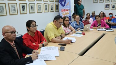 Meduca establece mesa de trabajo para agilizar respuestas a las obras pendientes en escuelas