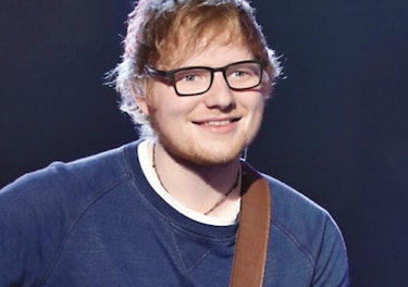 El cantante Ed Sheeran contrajo matrimonio con su amiga de infancia