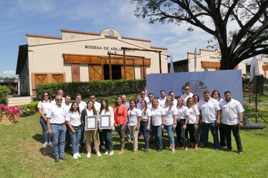 Varela Hermanos se convierte en el primer ingenio de Panamá en certificar la producción sostenible de su caña de azúcar