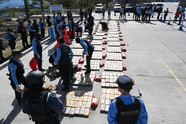 Honduras decomisa 1.4 toneladas de cocaína