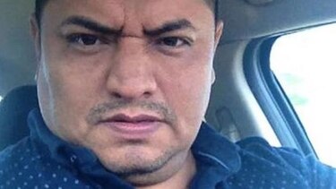 Comando asesina a balazos a periodista mexicano