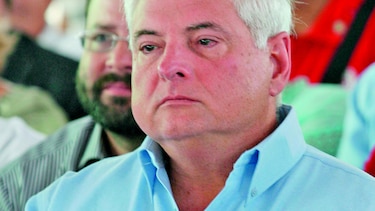 Juez niega paralizar extradición de Martinelli