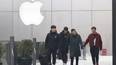 Riesgo para Apple en China inquieta a marcas de lujo