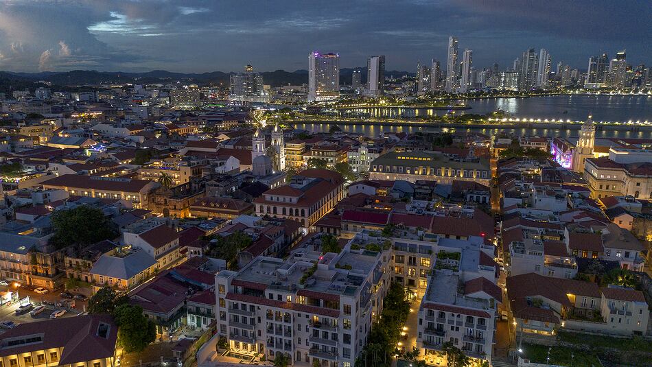 En Panamá, casi 9 de cada 10 reclamos por servicios públicos apuntan a un mismo culpable: la electricidad