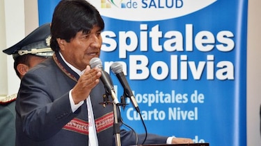 Gobierno boliviano confirma que analiza la reelección indefinida de Morales