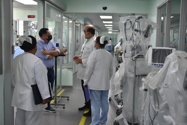 CSS reconoce que en las UCI del Complejo hay necesidades por el alto volumen de pacientes