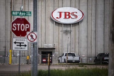JBS cree que ciberataque en su contra proviene de grupo criminal ruso