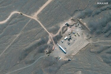 Una prueba de defensa aérea en Irán provoca fuerte explosión cerca de central nuclear