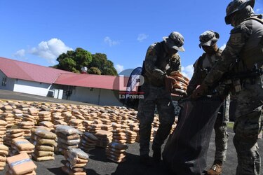 Decomisan más de una tonelada de droga en isla Galera