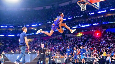 Robinson III brilla en concurso de mates