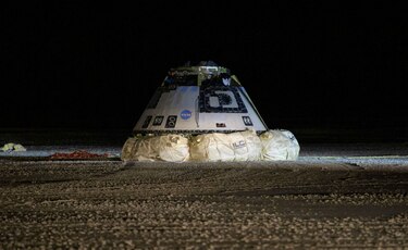La cápsula espacial de Boeing aterrizó en Estados Unidos tras misión fallida