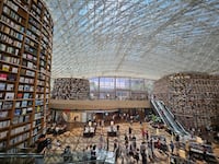 Starfield, la biblioteca de los 70 mil libros en Seúl