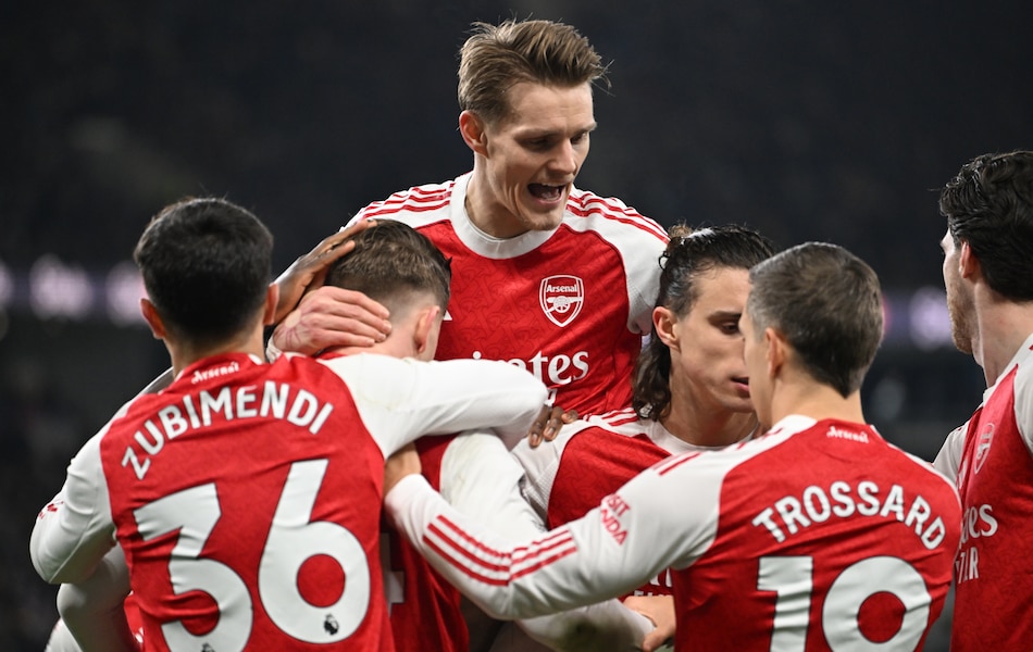 Kepa clasifica al Arsenal al decimosexto penalti