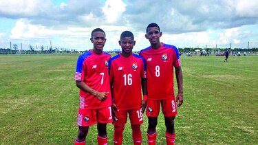 Sub 15 golea y va a las semifinales