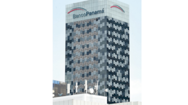 Banco Panamá convoca asamblea para considerar fusión con Banco Aliado