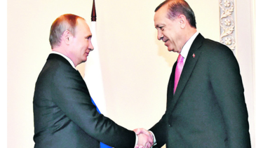 Putin y Erdogan se reúnen en Moscú