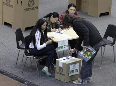 Jornada electoral en Colombia transcurre con normalidad