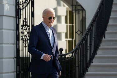 Los republicanos que investigan a Biden lo invitan a declarar en un comité del Congreso
