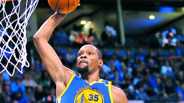 Kevin Durant vuelve con los Warriors