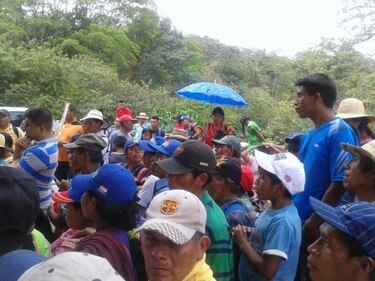 Siguen las protestas en la comarca Ngäbe-Buglé por el uso de aulas rancho