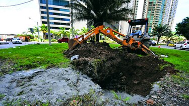 Tubería obstruida en Punta Pacífica