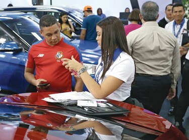 Deuda de clientes en  bancos locales aumentó 5.4%