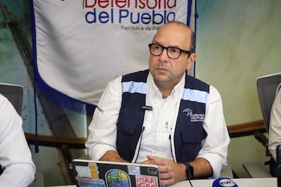 En medio de su interés por reelegirse, el defensor del Pueblo respalda proyecto que beneficiaría a Martinelli 