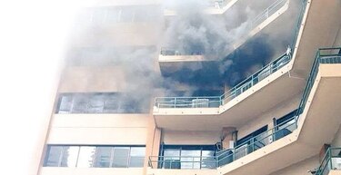 Incendio consume torre de ministerio de Hacienda en El Salvador