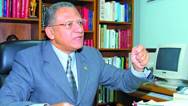 Ernesto Cedeño: engavetan demanda contra la prueba idónea