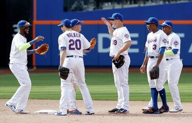 Cabrera y Syndergaard guían triunfo de Mets ante Bravos