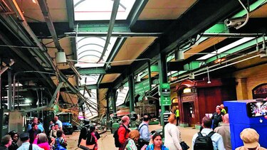 100 heridos por choque de tren