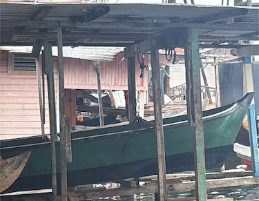 Investigan choque de una barcaza en Isla Colón, Bocas del Toro