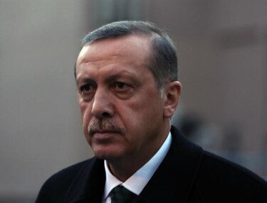 Erdogan se alista a restructurar su gabinete tras escándalo financiero