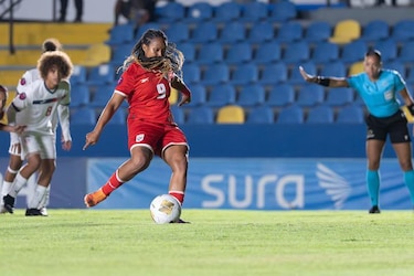 Panamá enfrentará a Canadá por el boleto al Mundial Brasil 2027