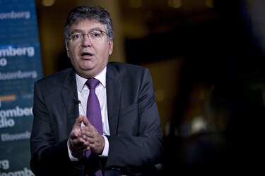 S&P rebaja nota de Colombia un escalón por encima de basura