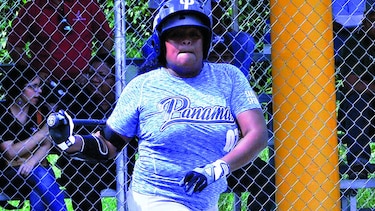 Selección femenina de softbol viaja a Dominicana