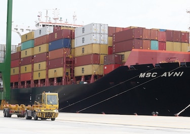 Sistema portuario aumentó 5.3% en movimiento de TEU