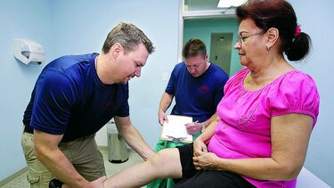 Jornada de cirugías de rodilla y cadera, en el HST