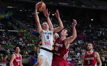 Baloncesto: Lituania, primera semifinalista del Mundial tras superar a Turquía