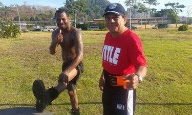 Mosley y Durán entrenan para llevarse la victoria