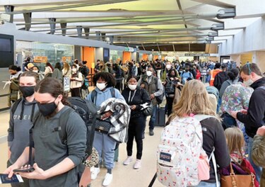 United y Delta cancelan 200 vuelos en víspera de Navidad