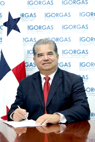 Nicanor III Obaldía Rodríguez es nombrado como director del Instituto Gorgas