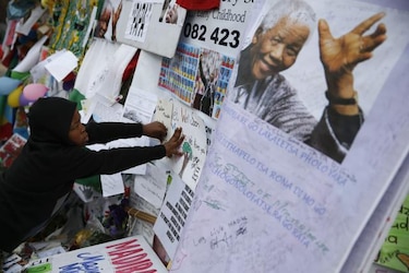 Presidencia sudafricana considera ‘lamentables’ disputas en la familia Mandela