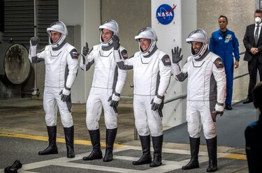 Aplazan nueva misión tripulada de SpaceX hacia la Estación Espacial, a dos minutos del despegue