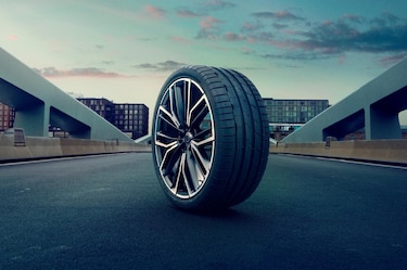 Hankook se consolida como la llanta con mejor frenado según pruebas en Europa