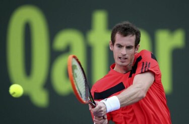 Murray arrolla a un rival local en Doha; su regreso oficial al tenis