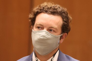Condenan al actor Danny Masterson a 30 años de prisión por la violación de dos mujeres